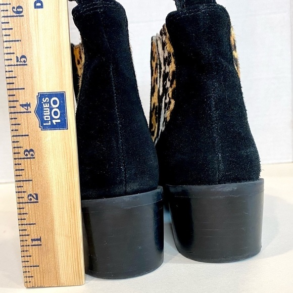 CROWN VINTAGE Black Suede Ankle Boots Animal Print on Side Shaft 2” Heel Size 8 - Picture 12 of 12